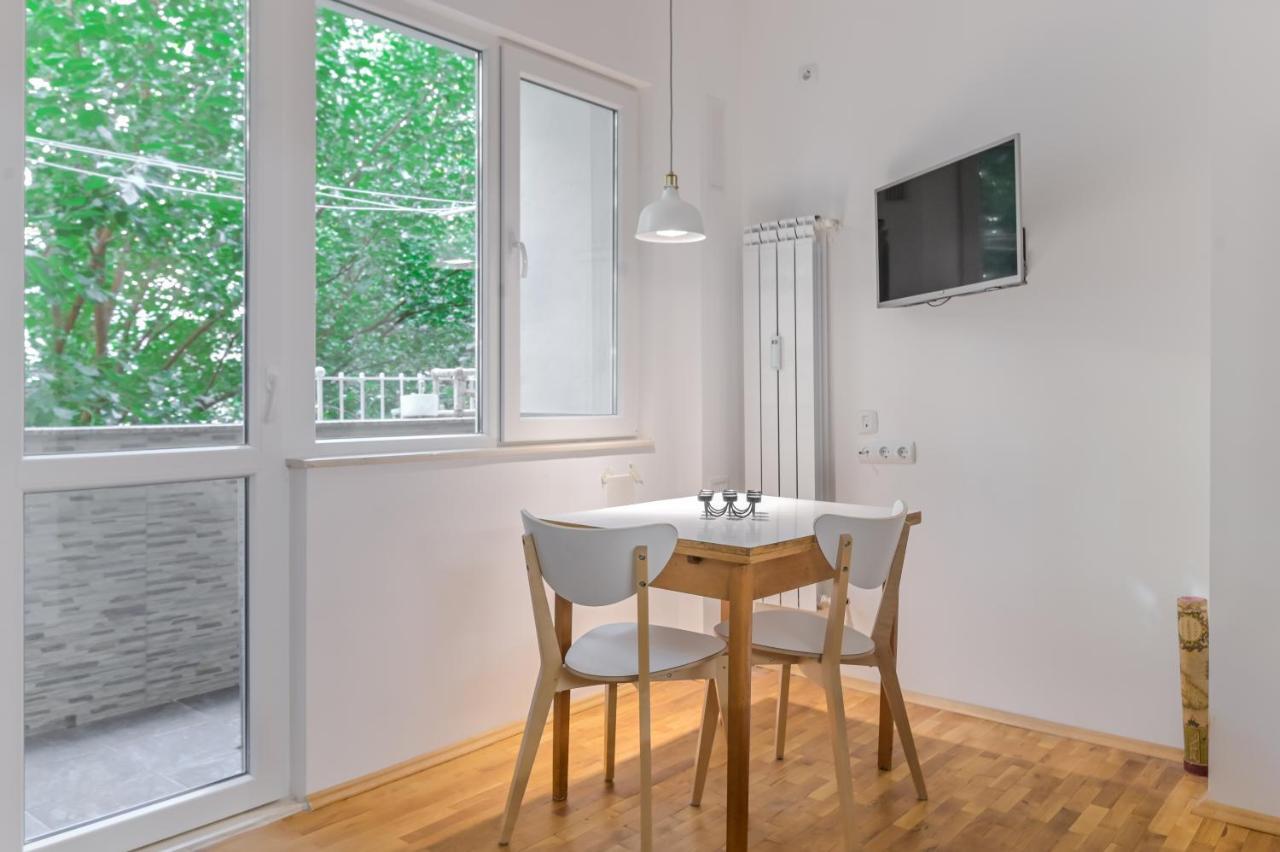 Bright Apartment In The Heart Of The City By Flat Mаnager Sofía Exterior foto