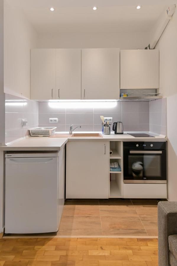 Bright Apartment In The Heart Of The City By Flat Mаnager Sofía Exterior foto