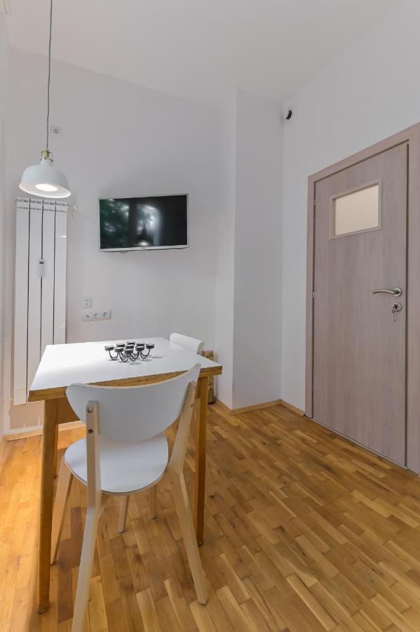 Bright Apartment In The Heart Of The City By Flat Mаnager Sofía Exterior foto